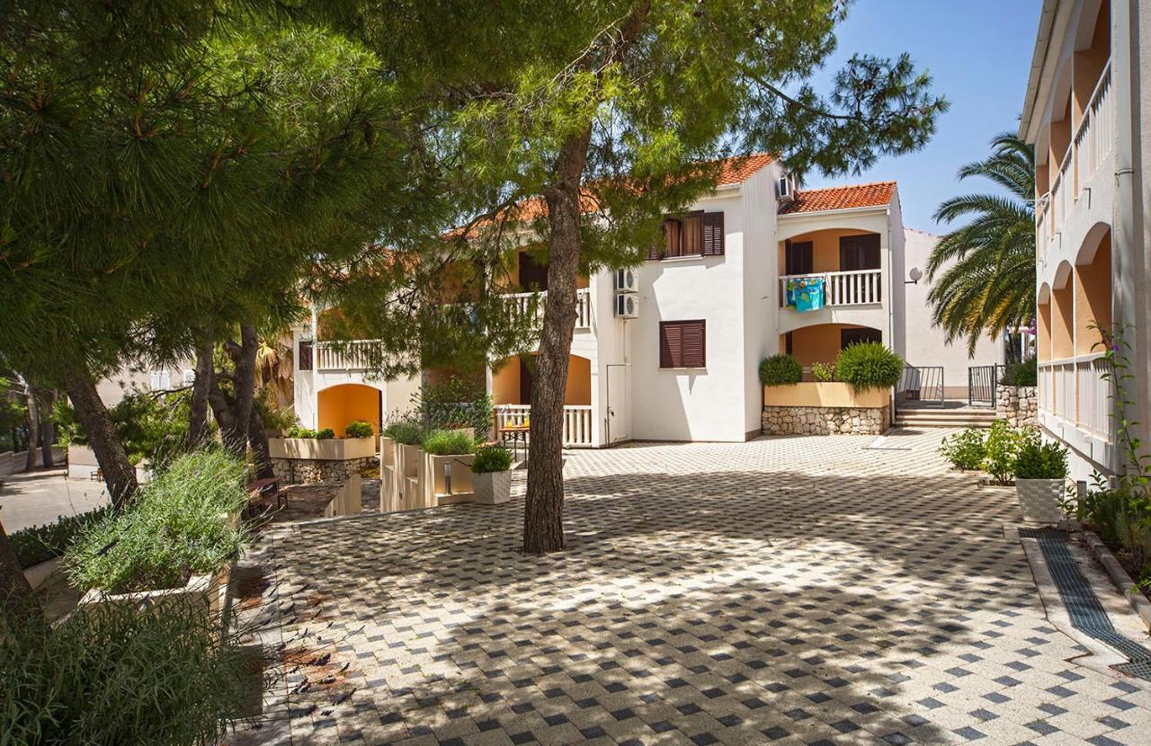 Beach Apartments Lavica Podstrana Esterno foto