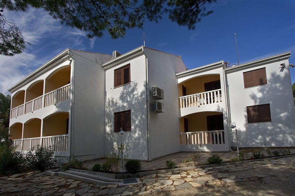 Beach Apartments Lavica Podstrana Esterno foto