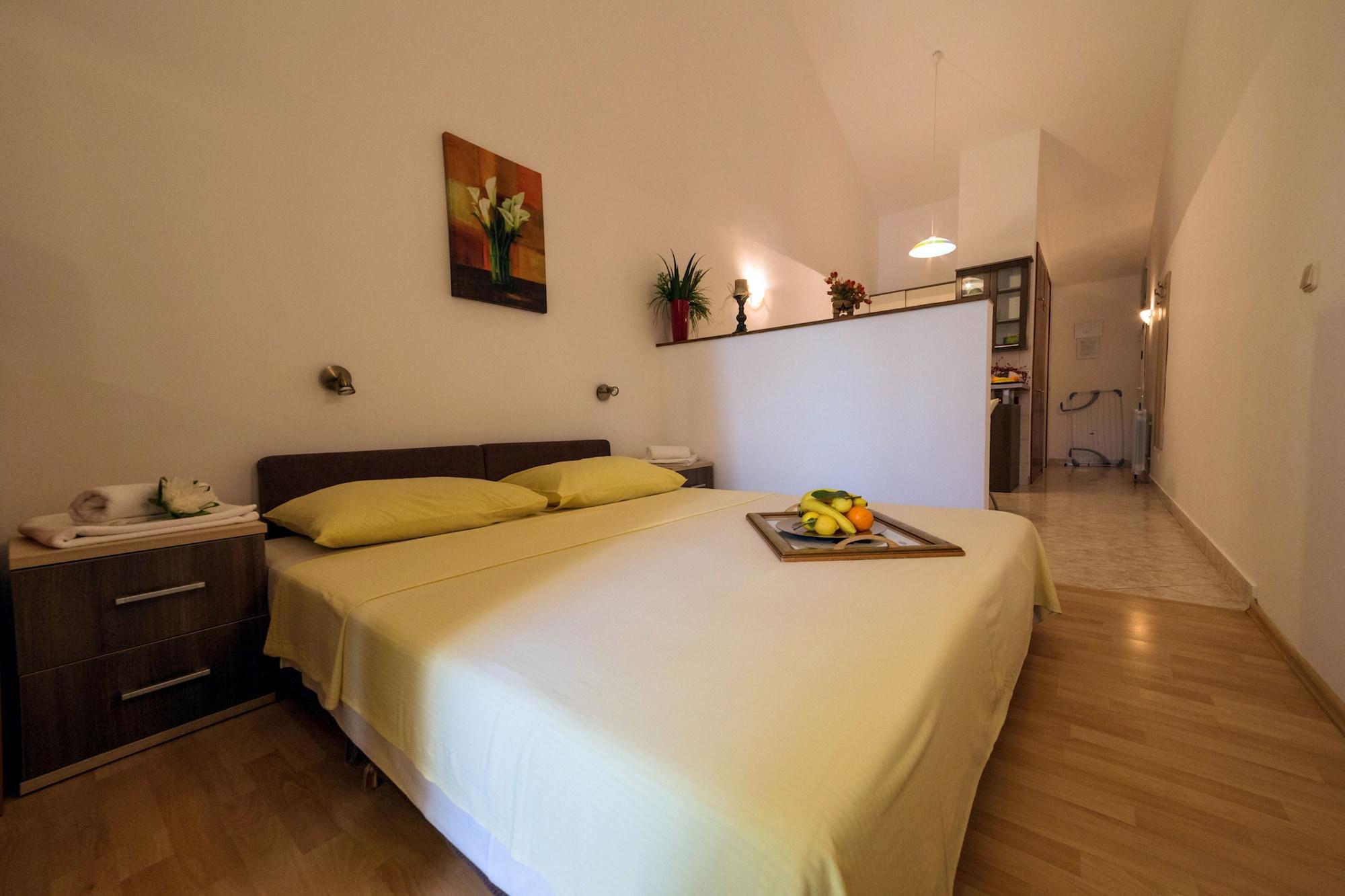 Beach Apartments Lavica Podstrana Esterno foto